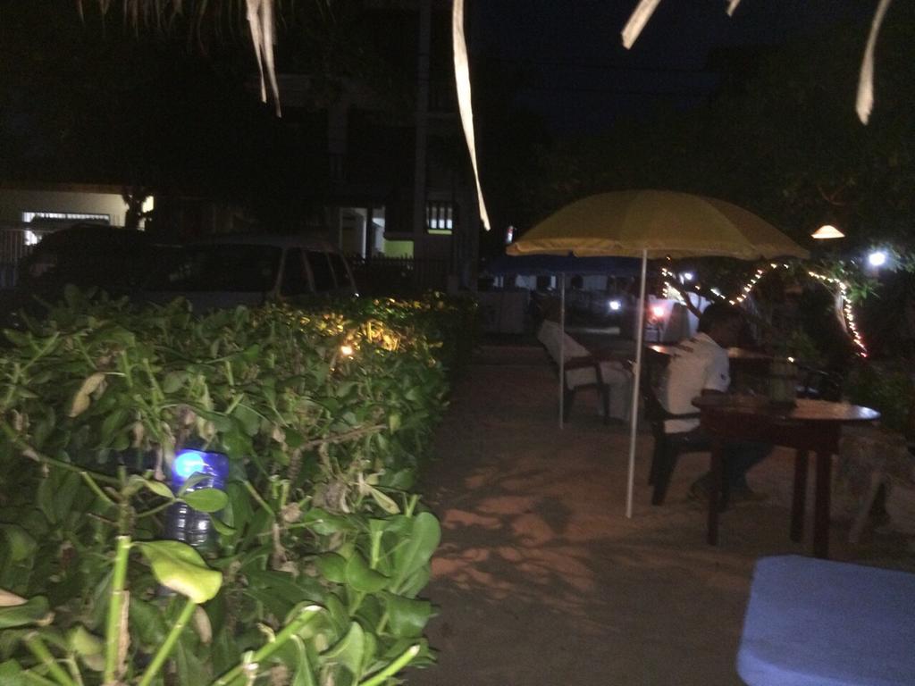 Sea Side Guest House Tangalle Dış mekan fotoğraf